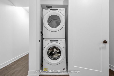 Photo 14 at 310 - 11 Lillian Street, Mount Pleasant West, Toronto