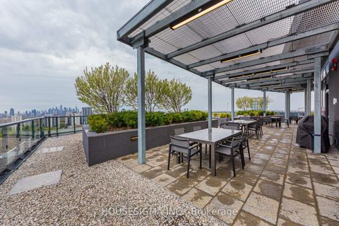 Photo 18 at 310 - 11 Lillian Street, Mount Pleasant West, Toronto