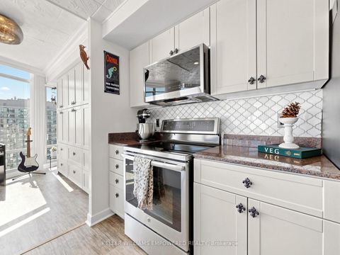 Photo 17 at 2815 - 81 Navy Wharf Court, Waterfront Communities C1, Toronto