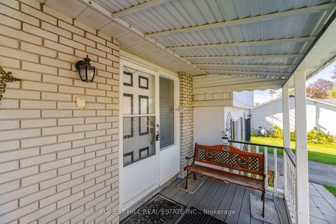 Photo 3 at 33 Rice Drive, Schomberg, King