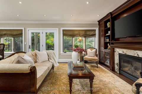 Photo 15 at 124 Brentwood Road N, Kingsway South, Toronto