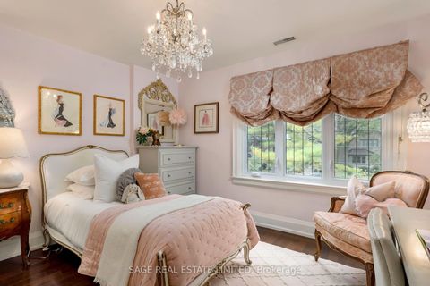Photo 22 at 124 Brentwood Road N, Kingsway South, Toronto