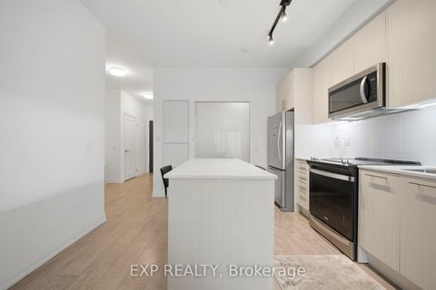 Photo 4 at 10 - 286 Main Street, Danforth, Toronto