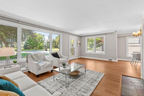 Photo 11 at 9 Babington Court, Rosethorn, Toronto