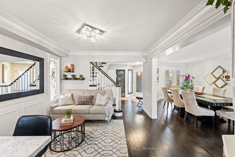Photo 7 at 51 Chilmar Crescent, Uplands, Vaughan