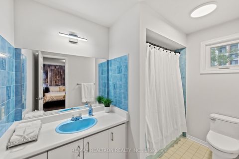 Photo 18 at 51 Chilmar Crescent, Uplands, Vaughan