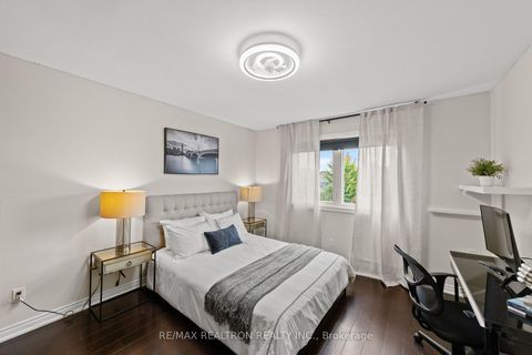Photo 22 at 51 Chilmar Crescent, Uplands, Vaughan