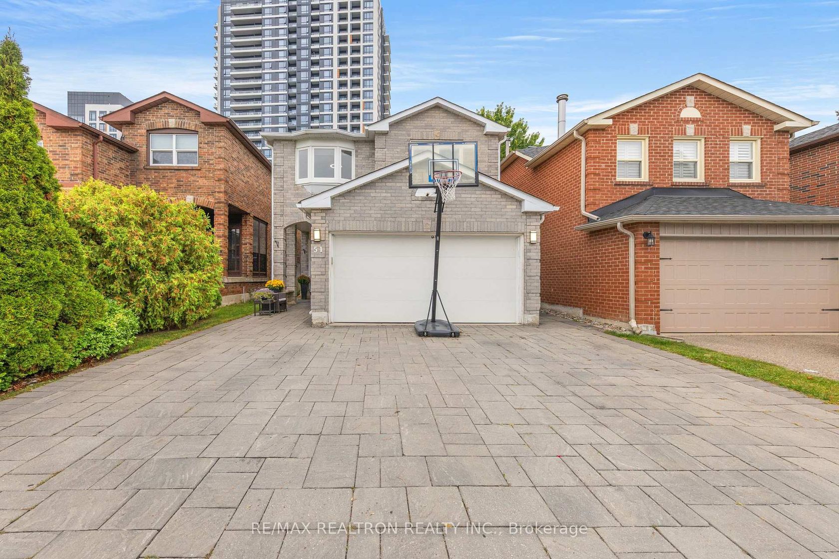 51 Chilmar Crescent, Uplands, Vaughan photo number 2