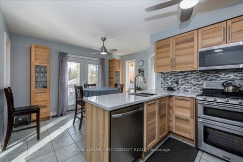 Photo 11 at 701 Happy Vale Drive, Alcona, Innisfil