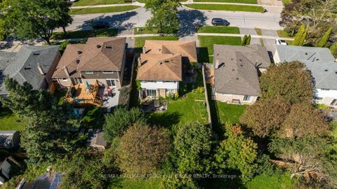 Photo 9 at 46 College Crescent, Grove East, Barrie