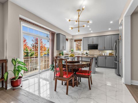 Photo 7 at 72 Vandervoort Drive, Jefferson, Richmond Hill