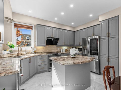 Photo 8 at 72 Vandervoort Drive, Jefferson, Richmond Hill