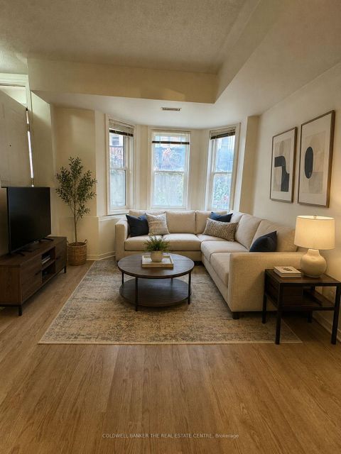Photo 5 at 137 - 760 Lawrence Avenue W, Glen Park, Toronto