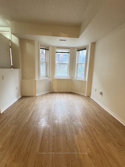 Photo 12 at 137 - 760 Lawrence Avenue W, Glen Park, Toronto