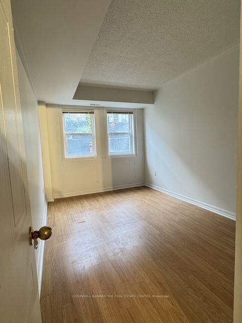 Photo 13 at 137 - 760 Lawrence Avenue W, Glen Park, Toronto