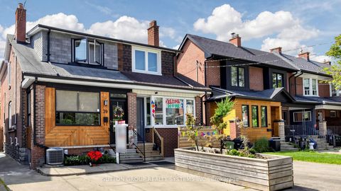 Photo 2 at 39 Exeter Street, Pellam Park, Toronto