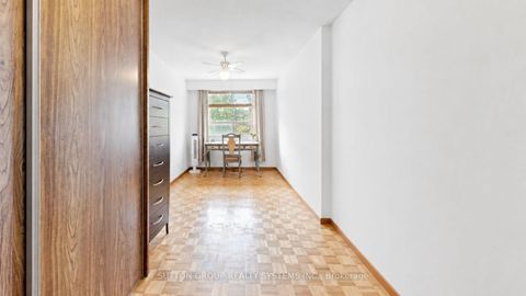 Photo 16 at 39 Exeter Street, Pellam Park, Toronto