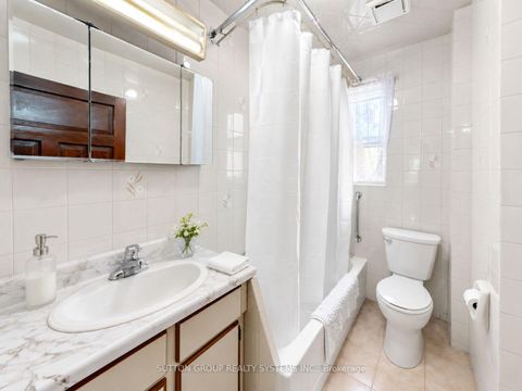 Photo 21 at 39 Exeter Street, Pellam Park, Toronto