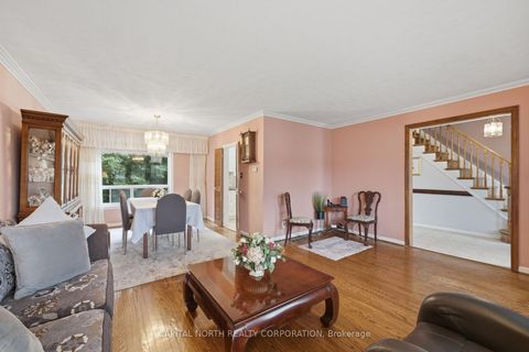 Photo 6 at 116 Exbury Road, CFB, Toronto