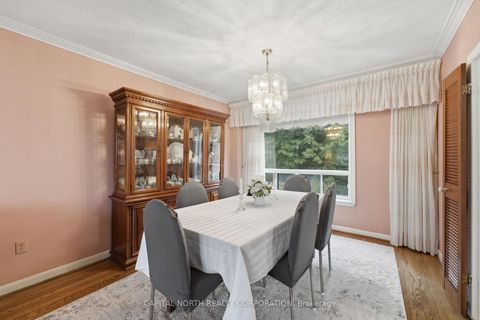 Photo 8 at 116 Exbury Road, CFB, Toronto