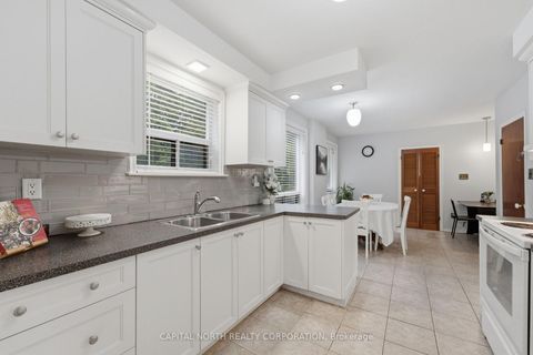 Photo 10 at 116 Exbury Road, CFB, Toronto