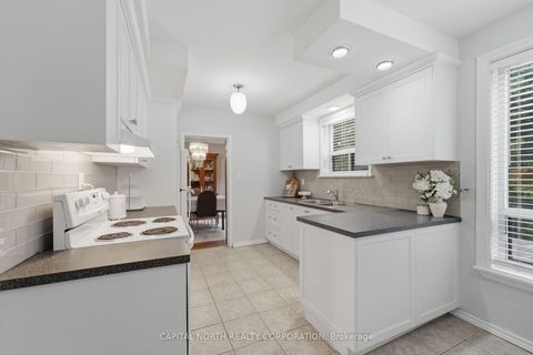 Photo 11 at 116 Exbury Road, CFB, Toronto