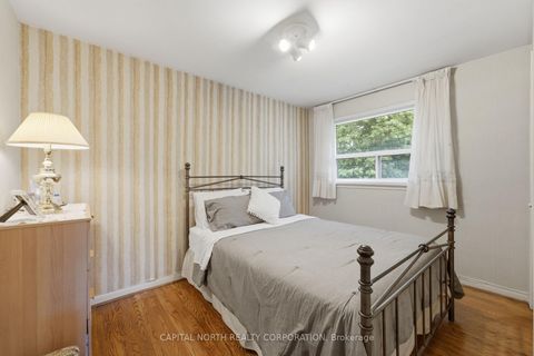 Photo 22 at 116 Exbury Road, CFB, Toronto