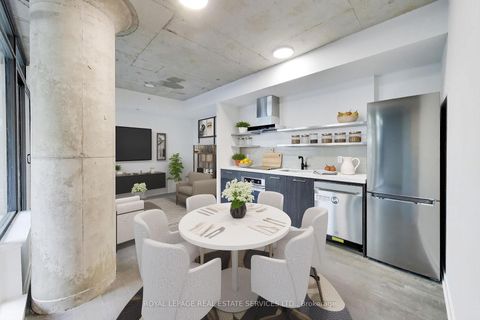 Photo 0 at 626 - 560 King Street W, Waterfront Communities C1, Toronto