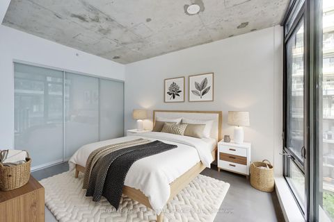Photo 7 at 626 - 560 King Street W, Waterfront Communities C1, Toronto