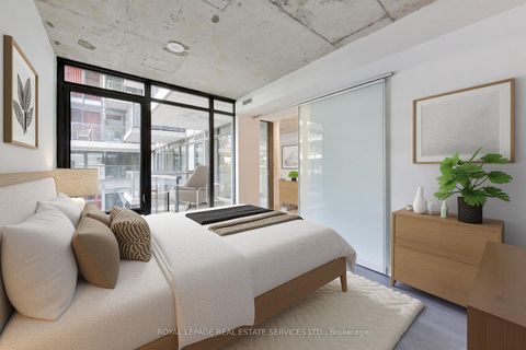 Photo 11 at 626 - 560 King Street W, Waterfront Communities C1, Toronto
