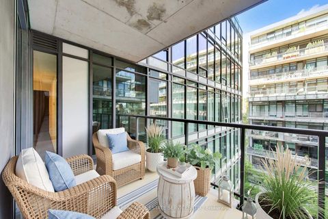 Photo 15 at 626 - 560 King Street W, Waterfront Communities C1, Toronto