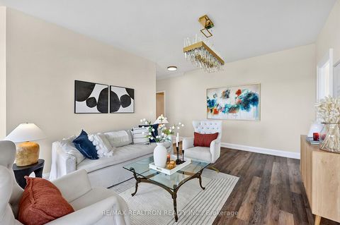 Photo 4 at PH3802 - 8 Park Road, Moore Park, Toronto