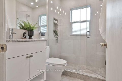 Photo 17 at 17 Loney Avenue, CFB, Toronto