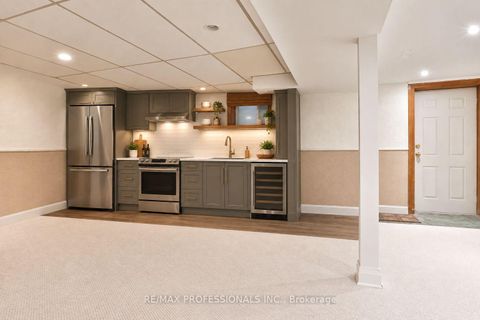 Photo 21 at 17 Loney Avenue, CFB, Toronto