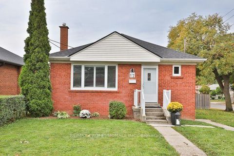 Photo 27 at 17 Loney Avenue, CFB, Toronto