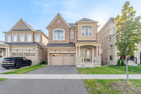 Photo 4 at 152 Stormont Trail, Vellore Village, Vaughan