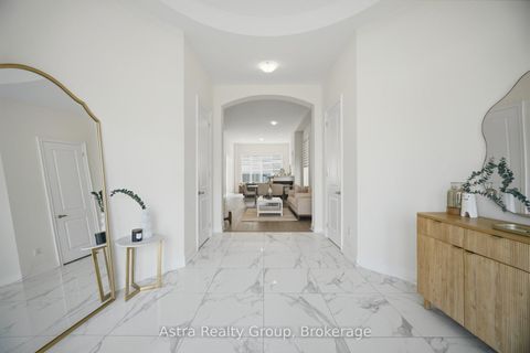 Photo 8 at 152 Stormont Trail, Vellore Village, Vaughan