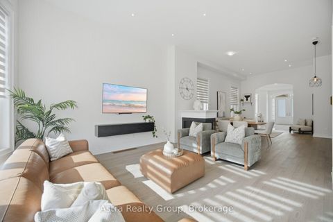 Photo 13 at 152 Stormont Trail, Vellore Village, Vaughan