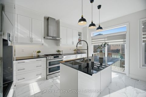 Photo 18 at 152 Stormont Trail, Vellore Village, Vaughan