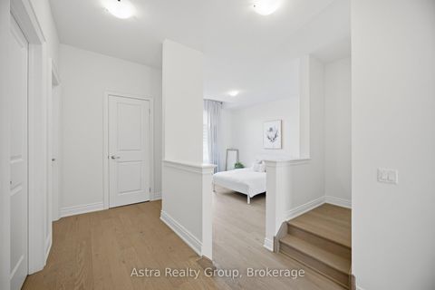 Photo 22 at 152 Stormont Trail, Vellore Village, Vaughan
