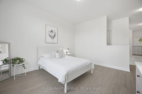 Photo 24 at 152 Stormont Trail, Vellore Village, Vaughan