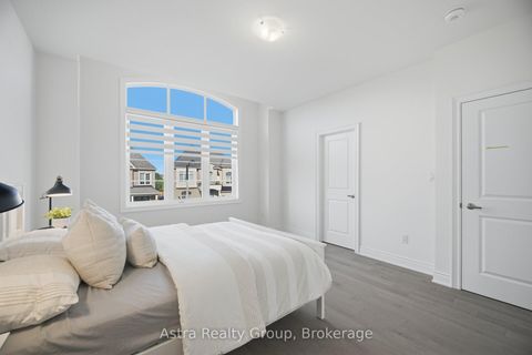 Photo 28 at 152 Stormont Trail, Vellore Village, Vaughan
