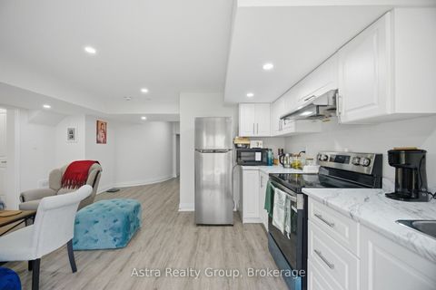 Photo 39 at 152 Stormont Trail, Vellore Village, Vaughan