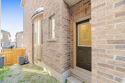 Photo 45 at 152 Stormont Trail, Vellore Village, Vaughan
