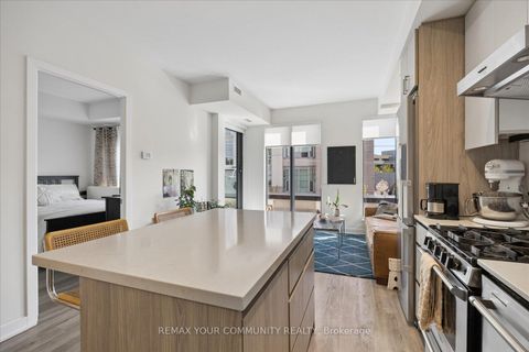 Photo 6 at 404 - 430 Roncesvalles Avenue, Roncesvalles, Toronto