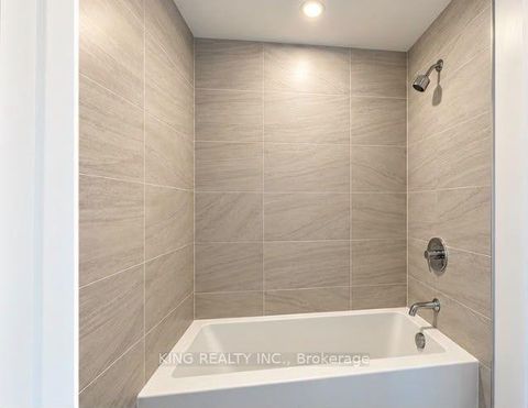 Photo 14 at 525 - 270 Dufferin Street S, South Parkdale, Toronto