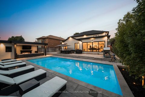 Photo 1 at 130 Fifth Avenue, East Woodbridge, Vaughan
