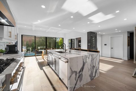 Photo 14 at 130 Fifth Avenue, East Woodbridge, Vaughan