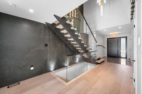 Photo 32 at 130 Fifth Avenue, East Woodbridge, Vaughan