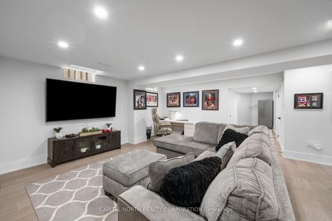 Photo 34 at 130 Fifth Avenue, East Woodbridge, Vaughan